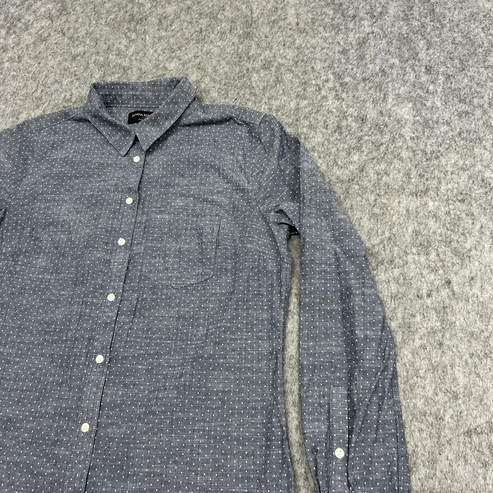 Banana Republic Shirt Mens M Blue Chambray Classic Fit Polka Dot Long‎ Sleeve